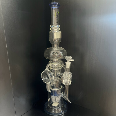 Clover Glass Donut Perc Waterpipe