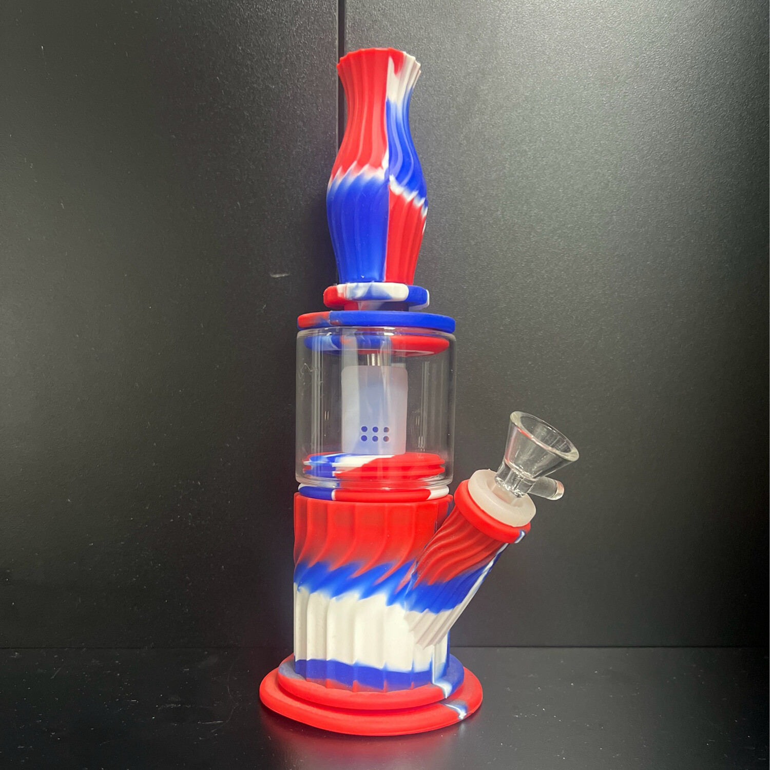 6&quot; Tie Dye Silicone Waterpipe, Colour: Red White &amp; Blue