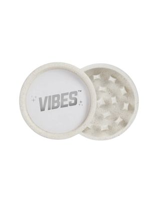 Vibes Santa Cruz Shredder- White