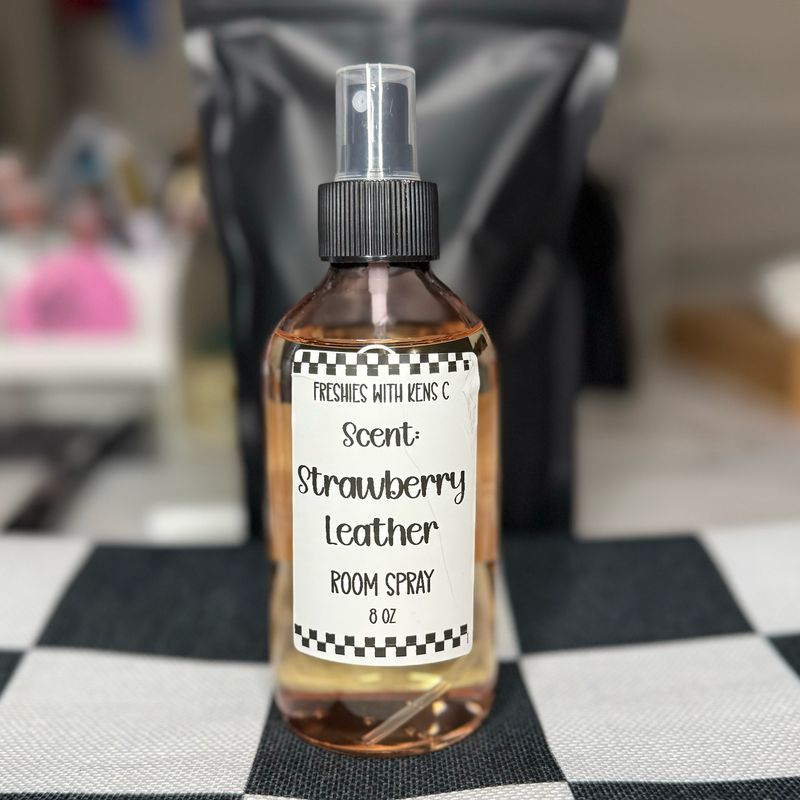 Strawberry Leather 8oz