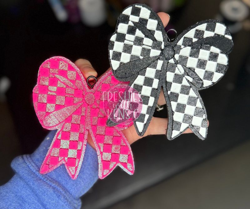Checkered Bow