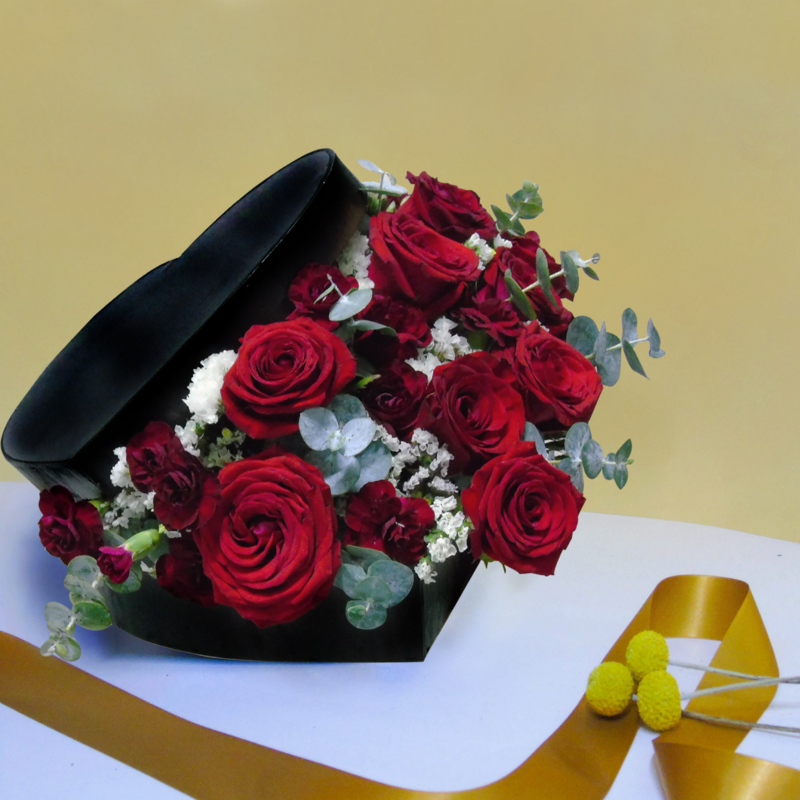 Caja corazón con rosas