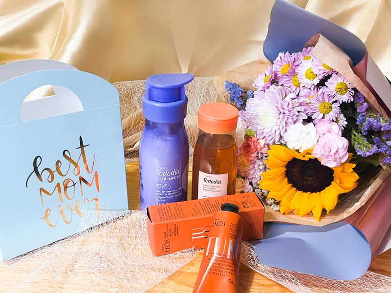 Paquete mamá bouquet + set de tocador 2