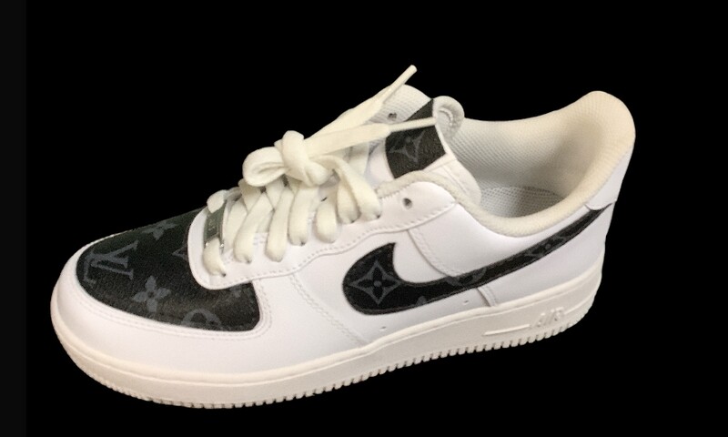 Nike Custom Blk LV sz 7.5