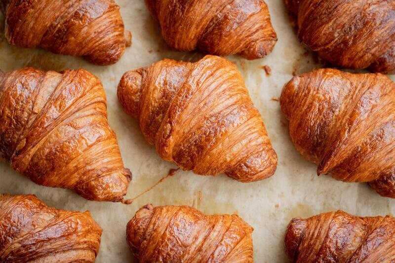Croissants and toppings