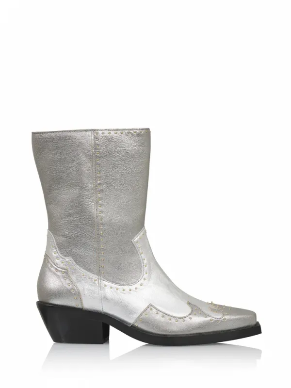 DWRS Label ASPEN studs