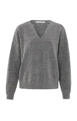 YaYa Sweater with round v-neck