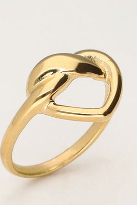 My Jewellery Ring twisted heart OS