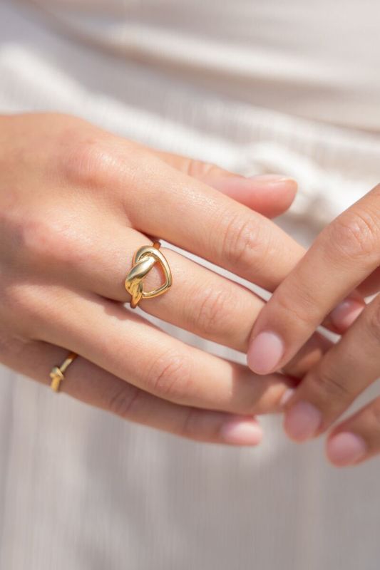 My Jewellery Ring twisted heart OS