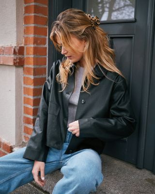 Neo Noir Romana Faux PU Jack zwart