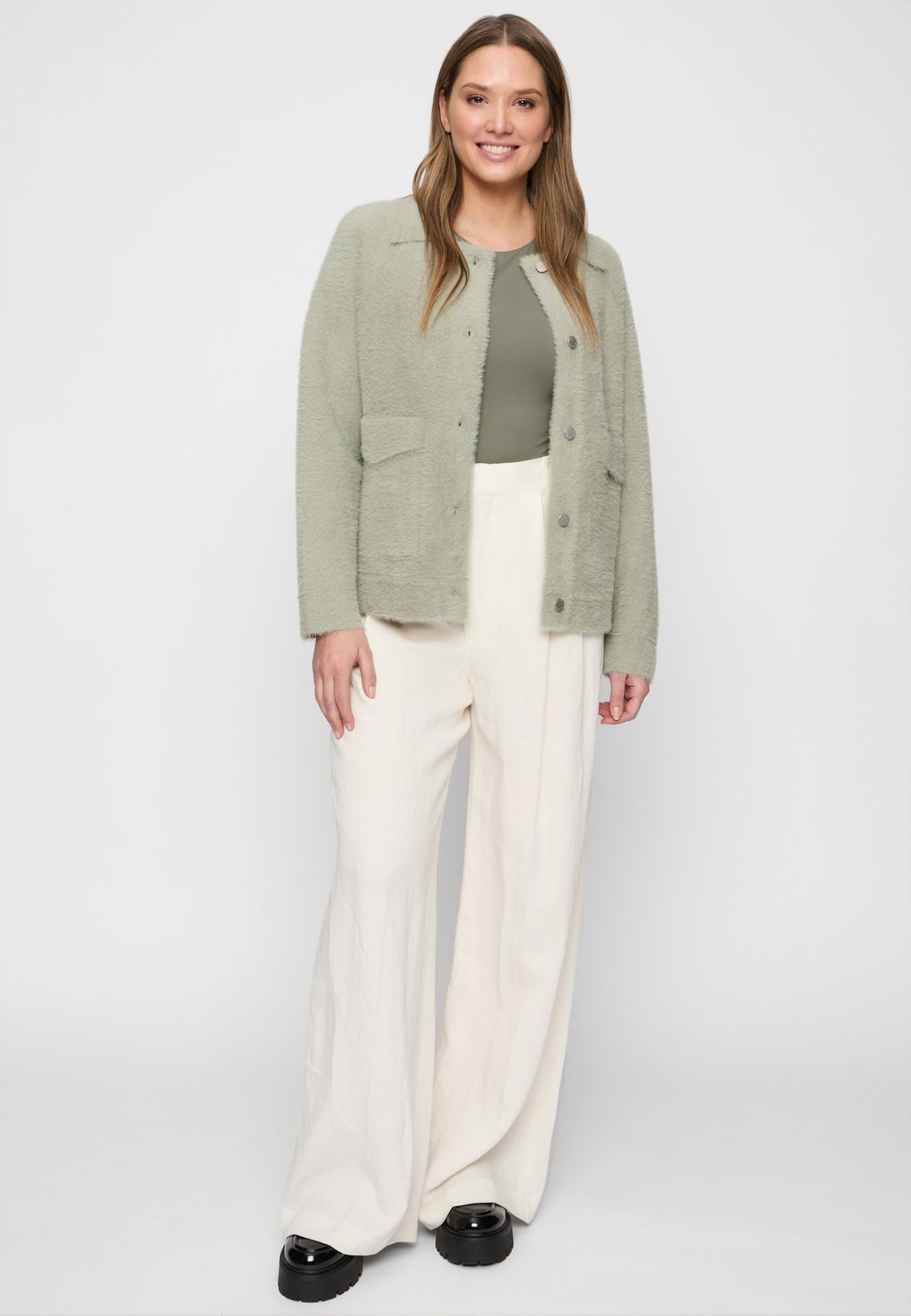 Covered ladies knitted jacket Paris Groen