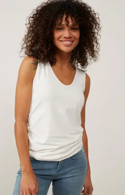 Yaya Basic singlet met ronde V-hals en brede schouderbandjes