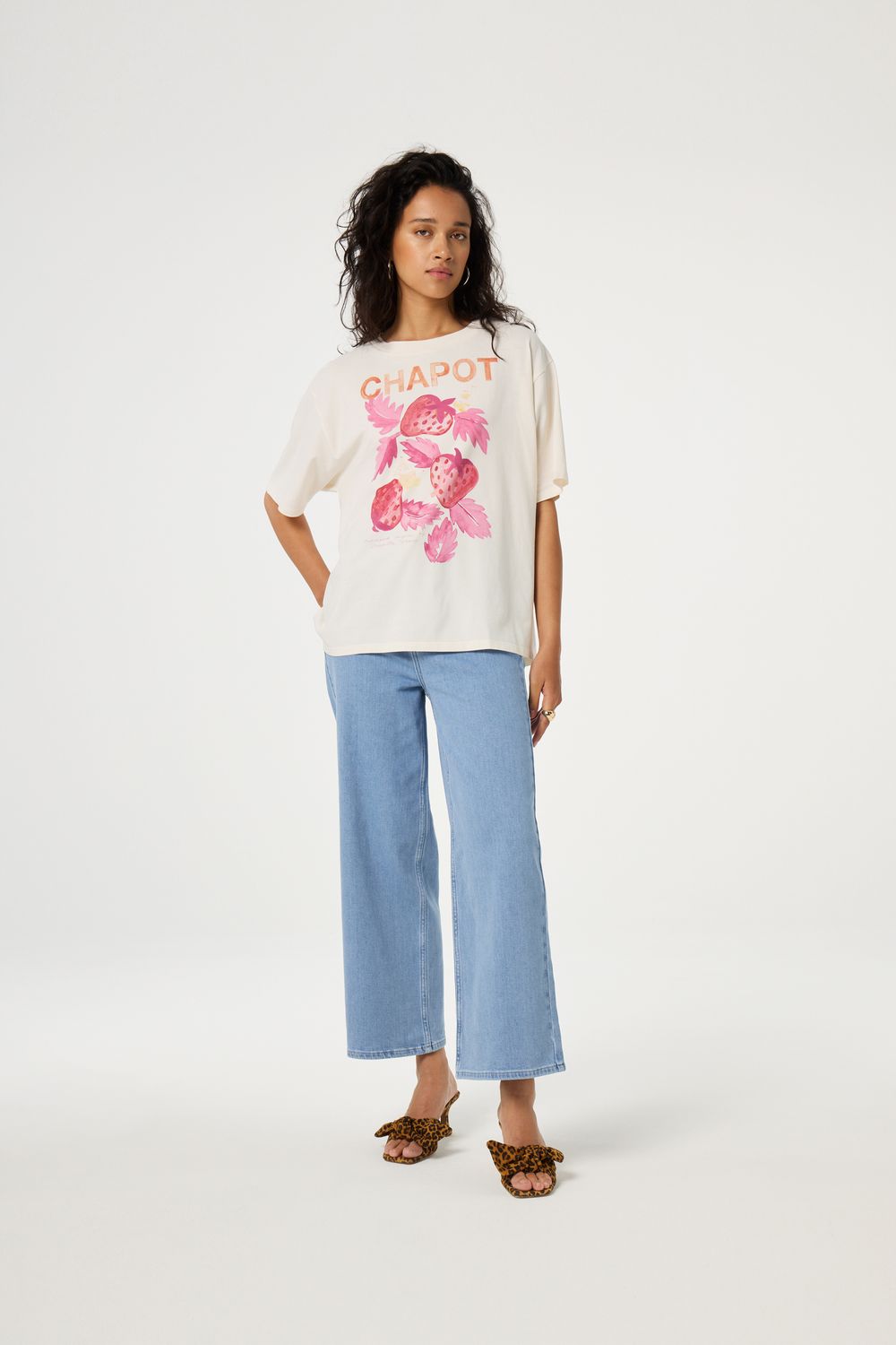 Fabienne Chapot Steve Sketchbook T-Shirt Ecru