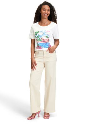 So Cosy t shirt wit met beach print