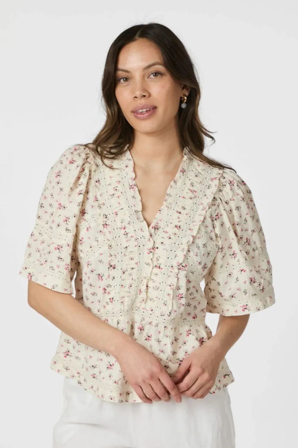 Neo Noir Evienne Floral Blush top Ecru
