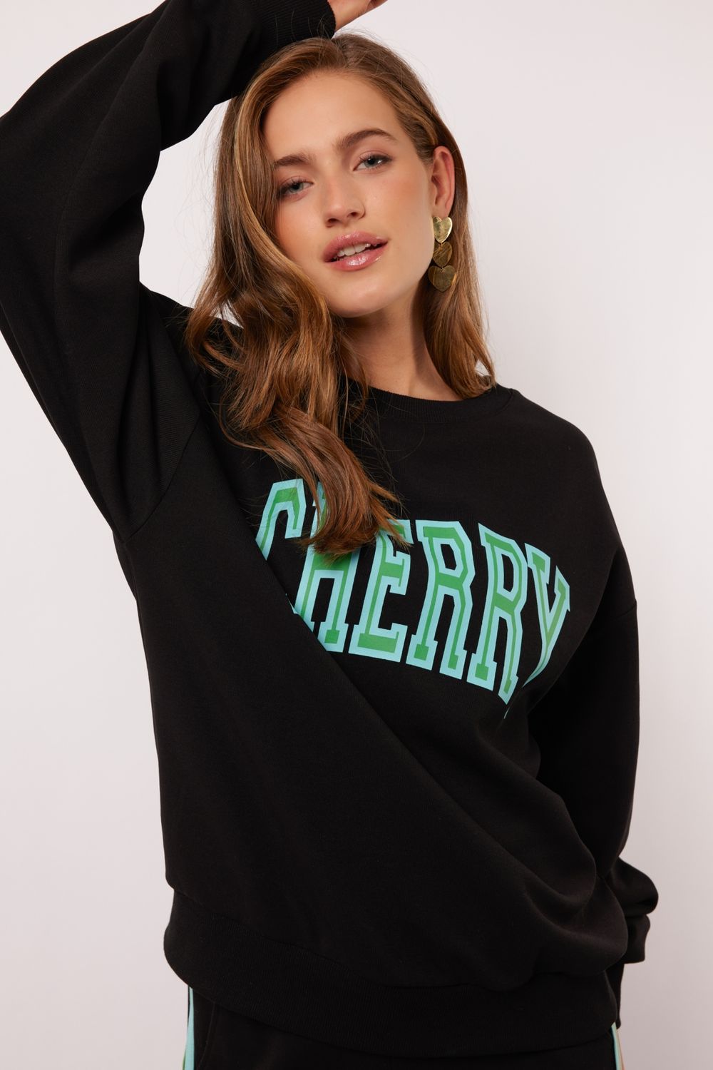 Fluresk Senara sweater Cherry Zwart