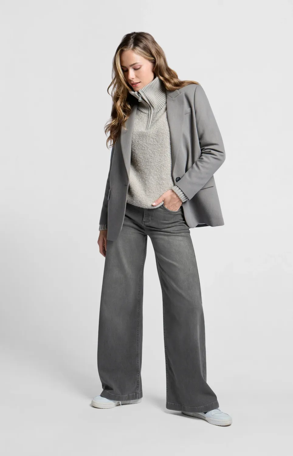 Yaya Grijze jeans met hoge taille, extra wijde pijpen en zakken (L34)