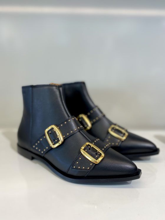 DWRS Label enkellaas Karby zwart met gouden studs en gesp
