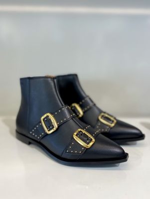 DWRS Label enkellaas Karby zwart met gouden studs en gesp