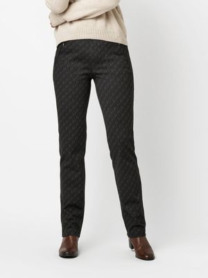 Relaxed by Toni Alice Zip Zwart