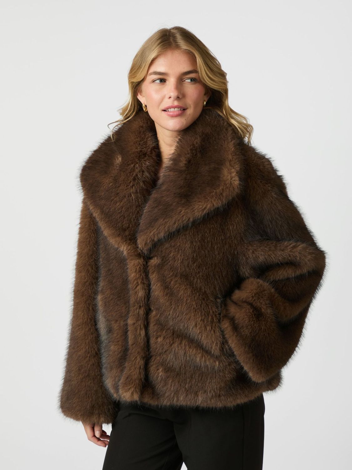 Neo Noir Stephanie Faux Fur Jacket Bruin