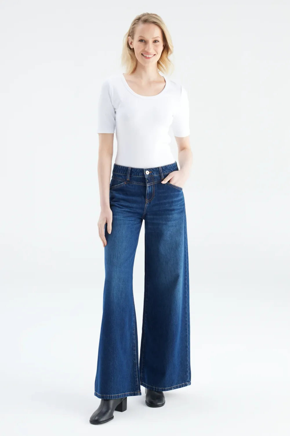 Cup Of Joe Denim mid waist wide leg Blauw Hazel