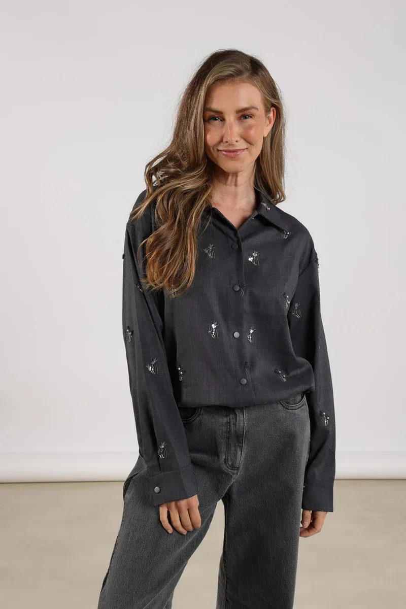 Nukus Newport grijze blouse