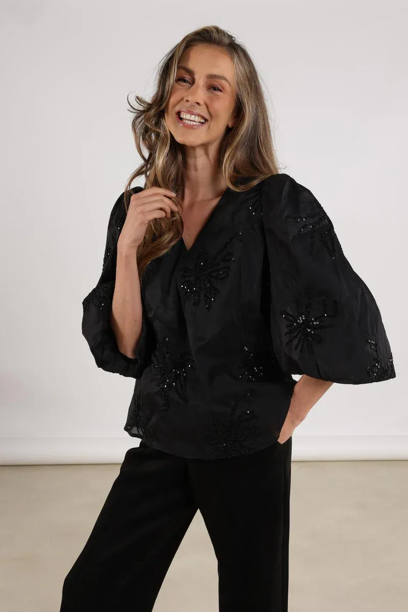 Nukus Delilah zwarte blouse