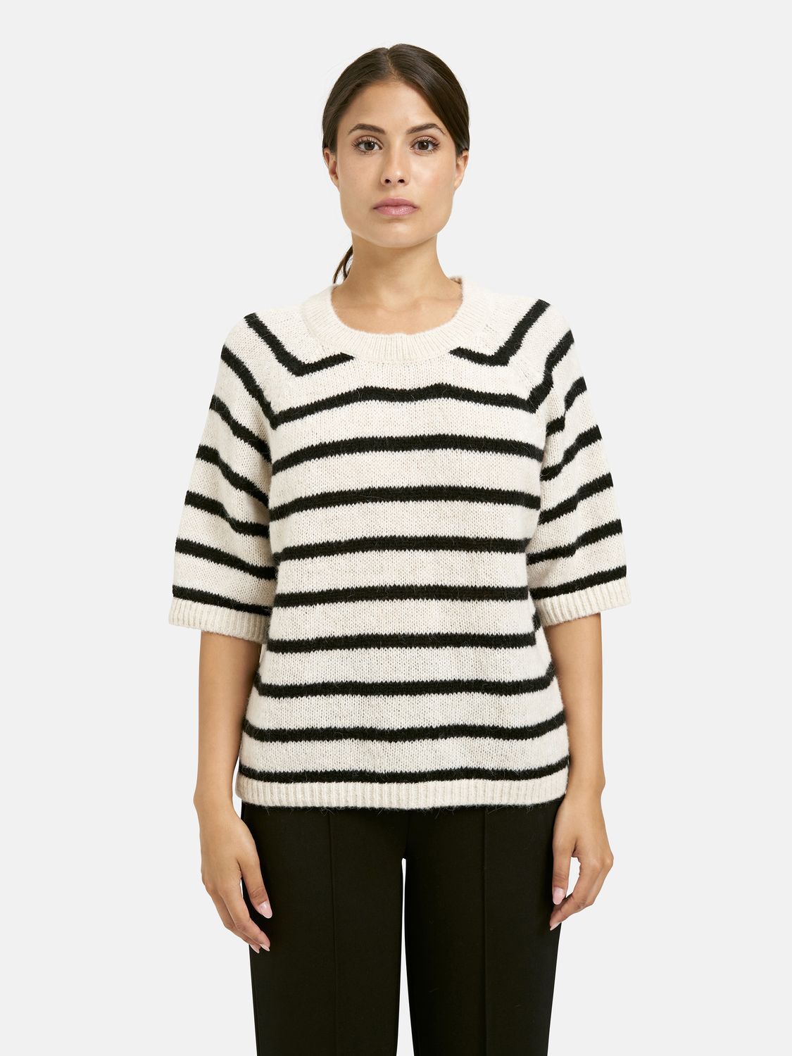 Milano Italy loose fit pullover Zwart