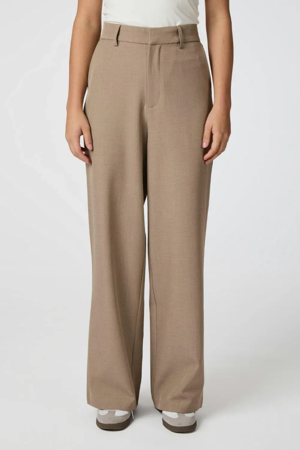Neo Noir emmet structure pants Beige