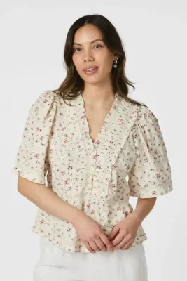 Neo Noir Evienne Floral Blush Top Ecru