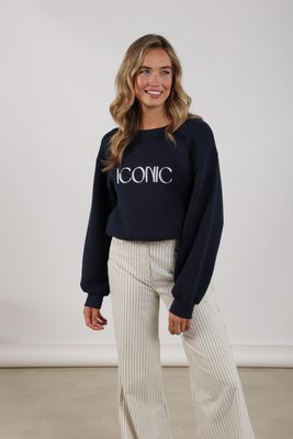 Nukus Amalia Pullover Iconic Blauw