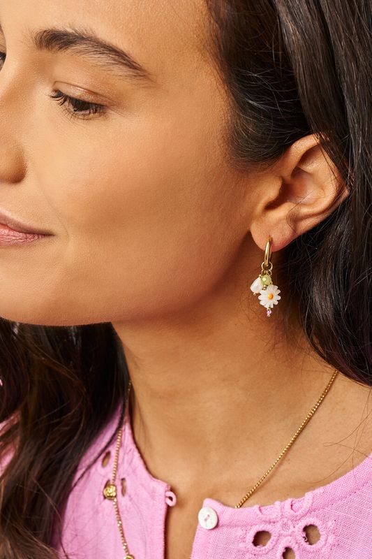 My Jewellery Botanical oorringen met witte bloemen en zoetwaterparels goud