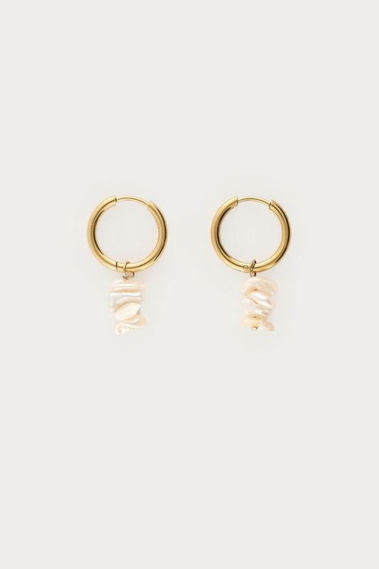My Jewellery Botanical oorringen met witte schelpen goud