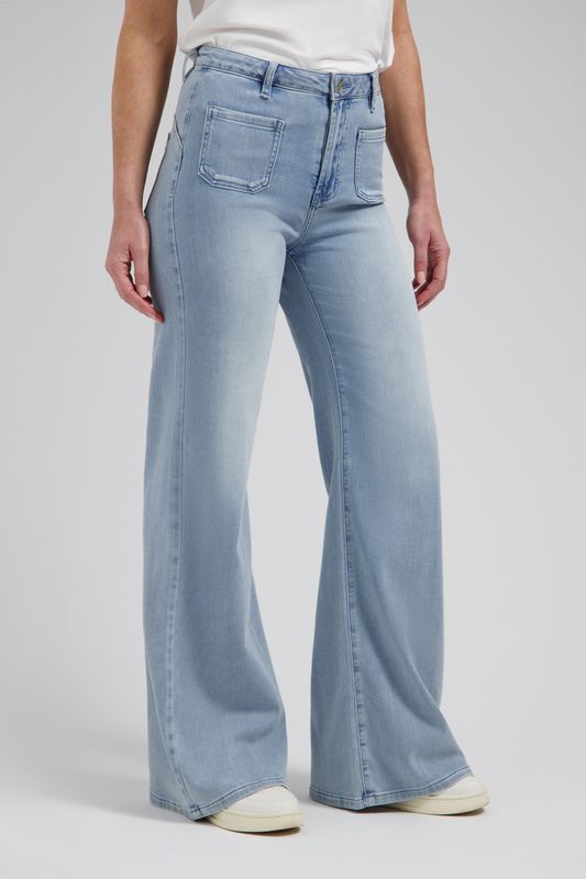 Florez Ana Flared Pocket Jeans L33