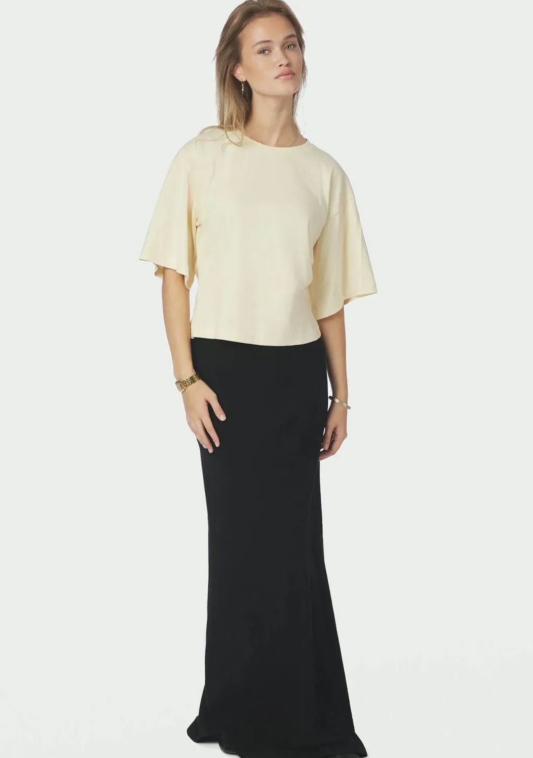 Neo Noir Asha Boxy Tee Geel