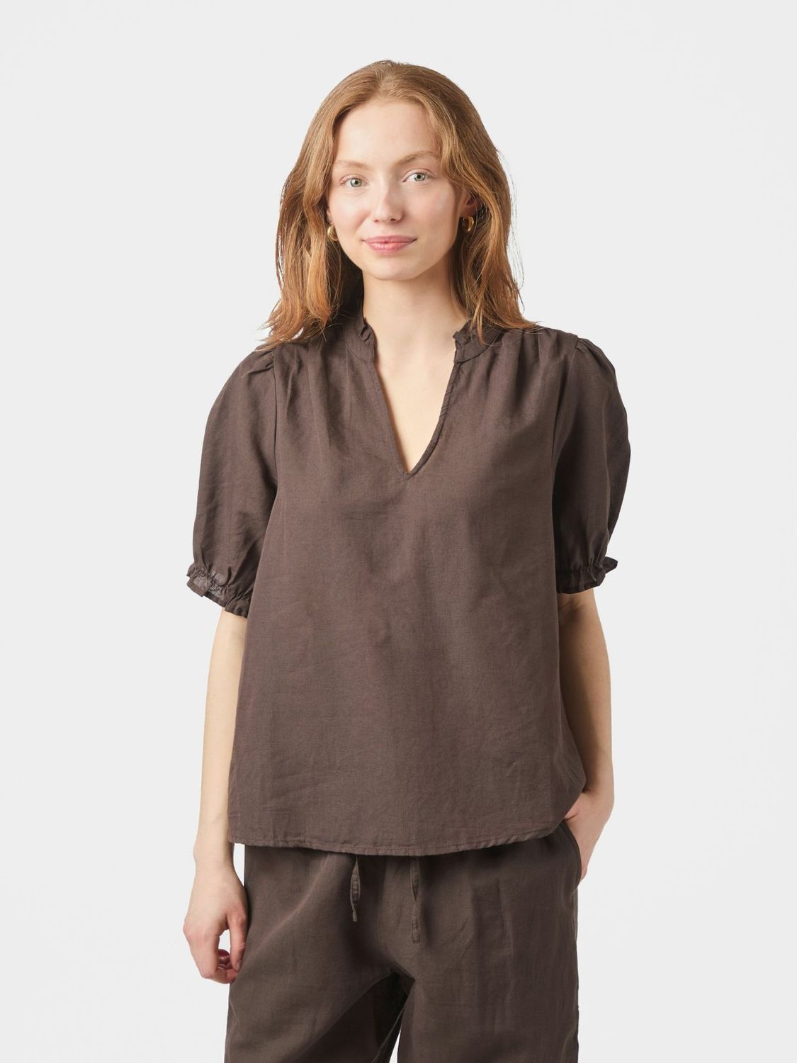Neo Noir Odesa Linen Blouse Bruin