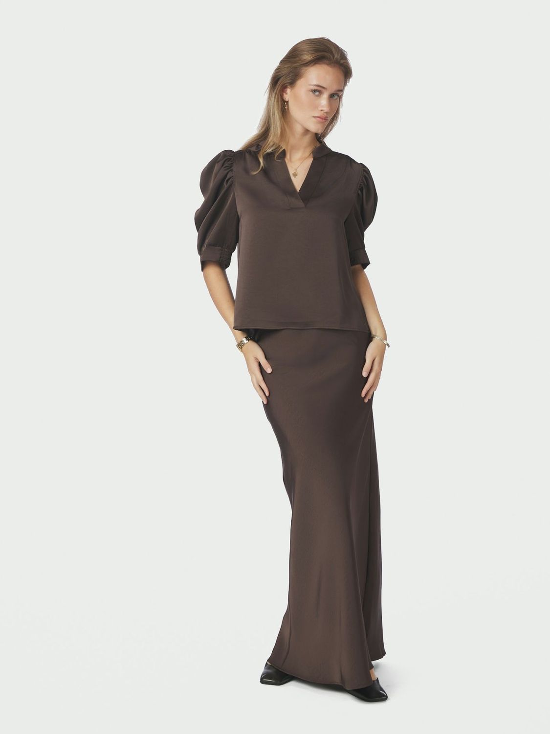 Neo Noir Vicky Heavy Sateen Skirt Bruin 159588