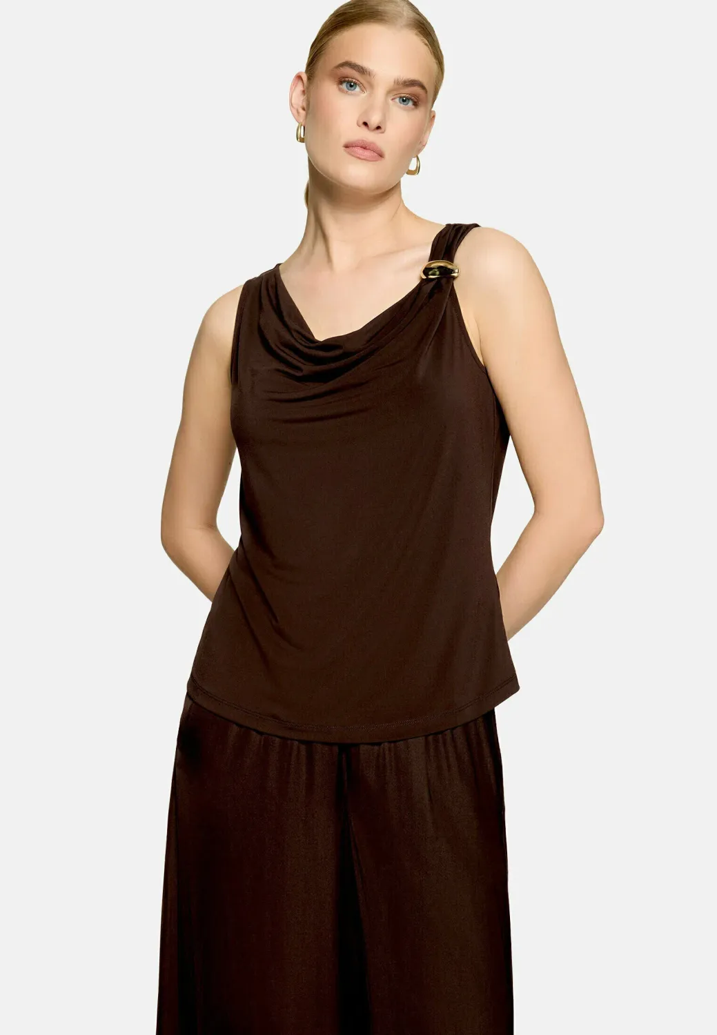 Zero top met gouden detail Bruin