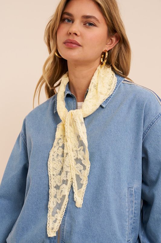 My Jewellery Scarf lace butter yellow Geel