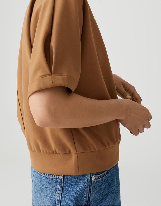 Opus Golli top Bruin