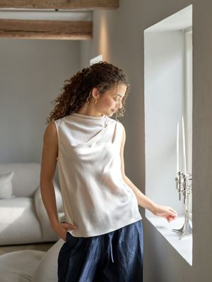 Neo Noir Isola Drapy Satin Top Ecru