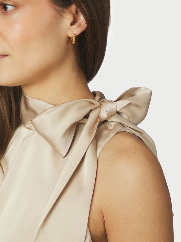 Neo Noir Veda Drapy Satin Top Bruin