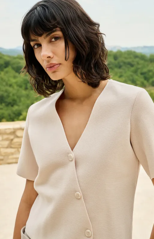 YAYA Clean knitted gilet with slant Beige