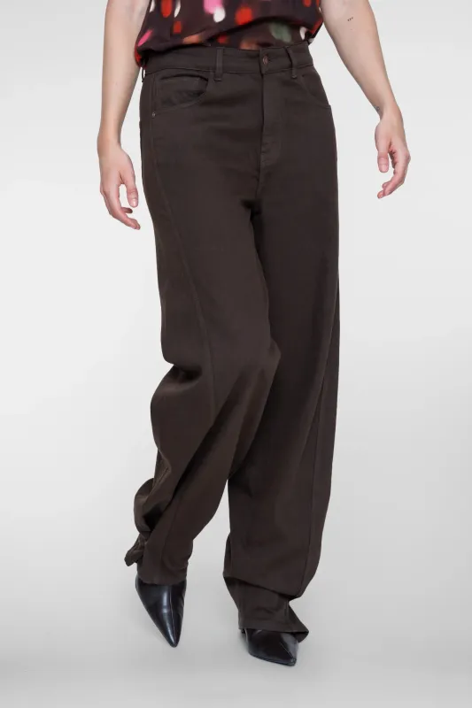 Geisha straight fit jeans met subtiel balloon detail Bruin