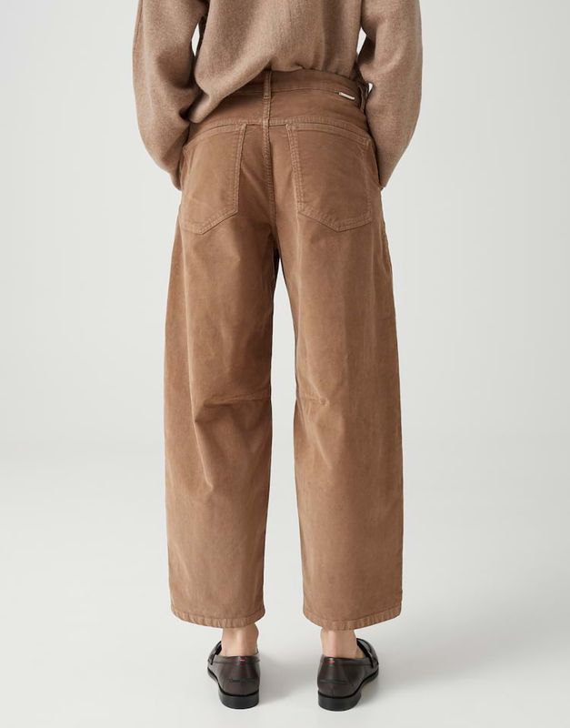 Opus LISSIE BOLDI Barrel-jeans van fijn corduroy Beige