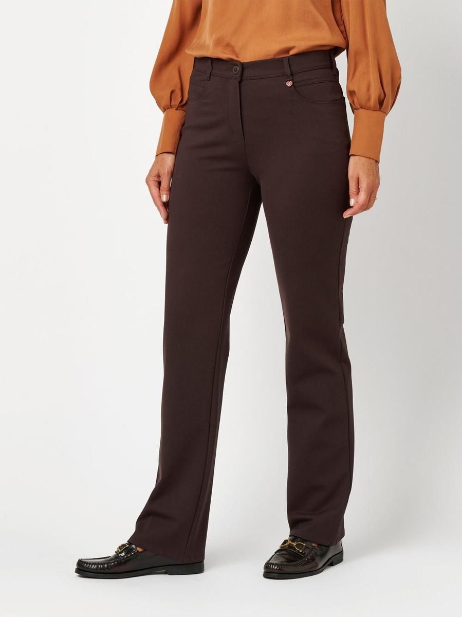 Relaxed by Toni MbF Straight Bruin