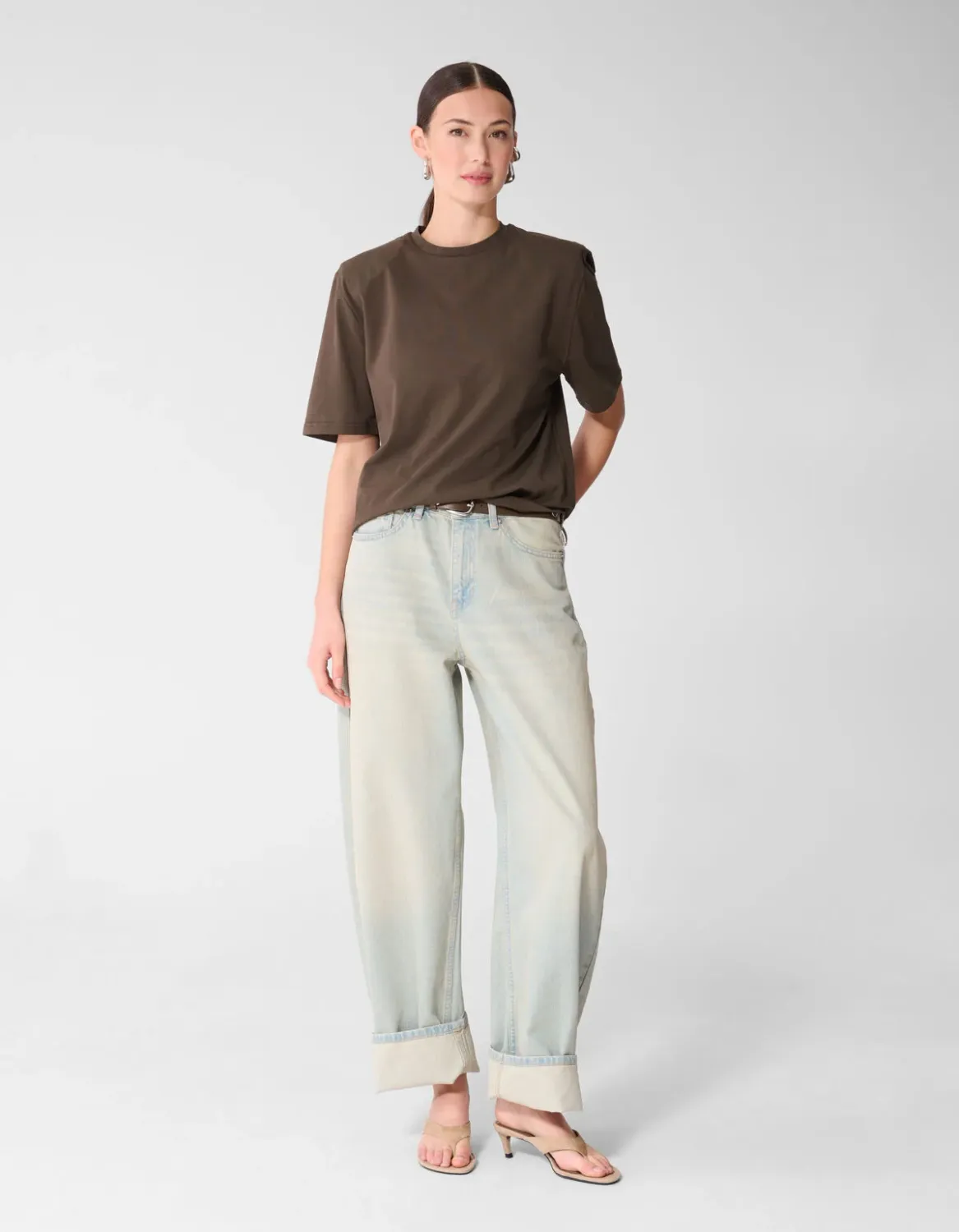Shoeby Shoulderpadded T-shirt Donkerbruin Bruin 1113453