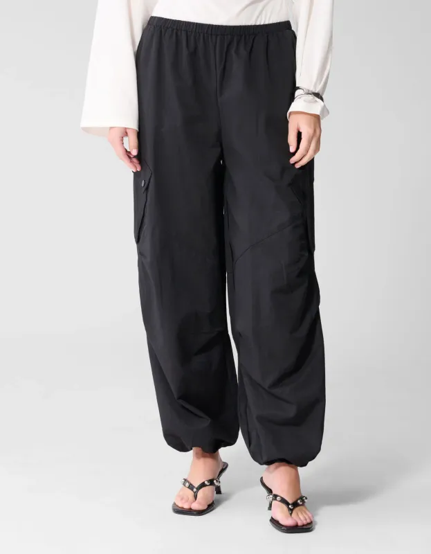 Shoeby Cargo Balloon Fit Broek Zwart