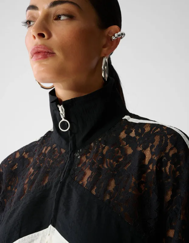 Shoeby Lace Mix Track Blouse Zwart/Wit